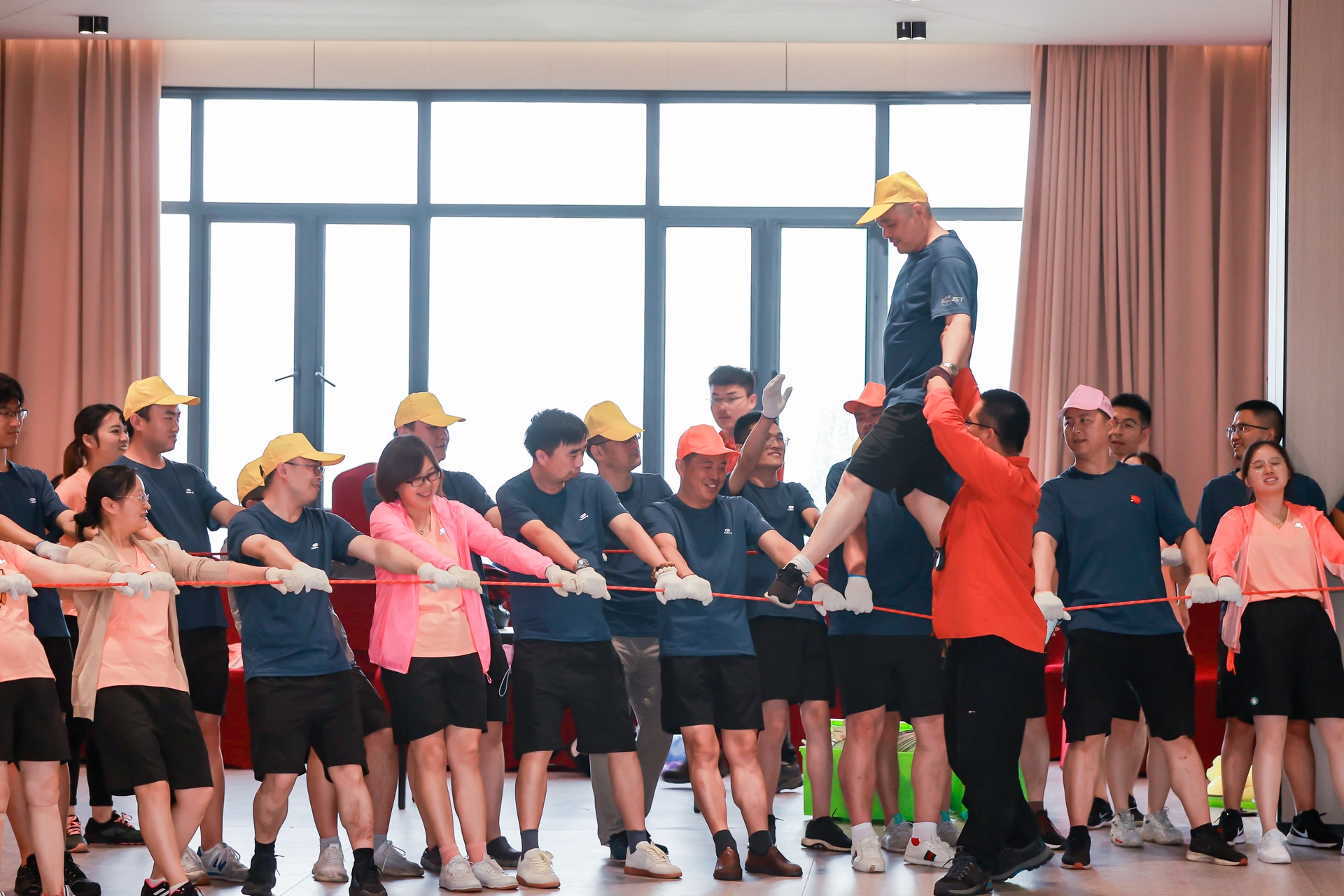 十八正青春 十八恰风华 ——尊凯实业 18 周年庆典圆满落幕